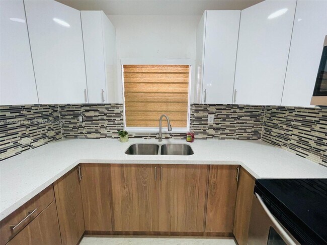 Building Photo - 12740 SW 249th Terrace