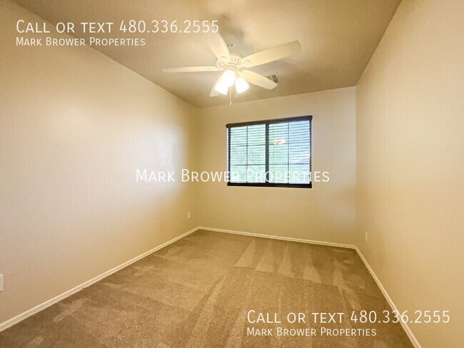 Building Photo - 396 E Bradstock Way