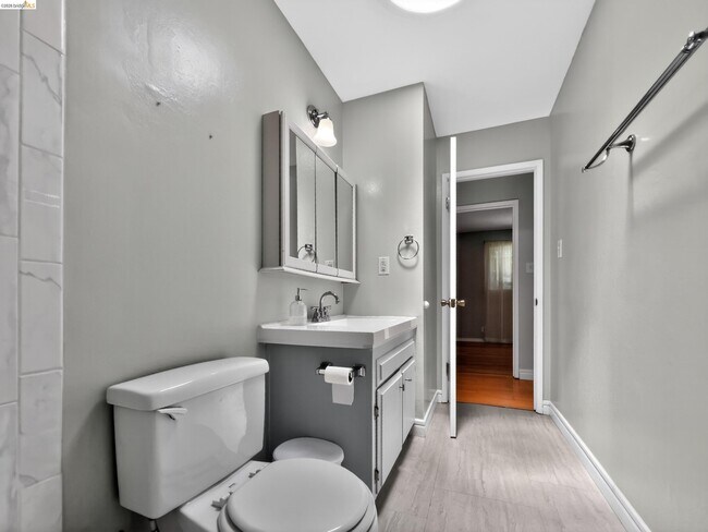 Building Photo - 2928 Rio Grande Dr