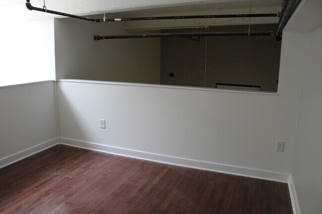 Building Photo - 408 Wellons St