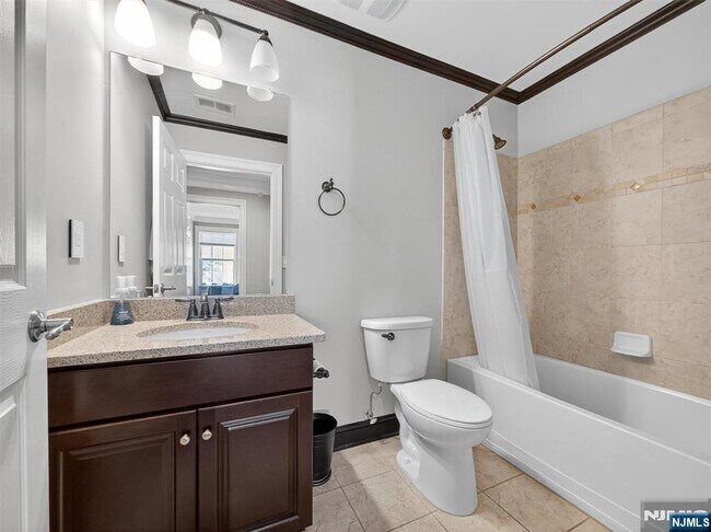 Building Photo - 4 Wesmont Drive