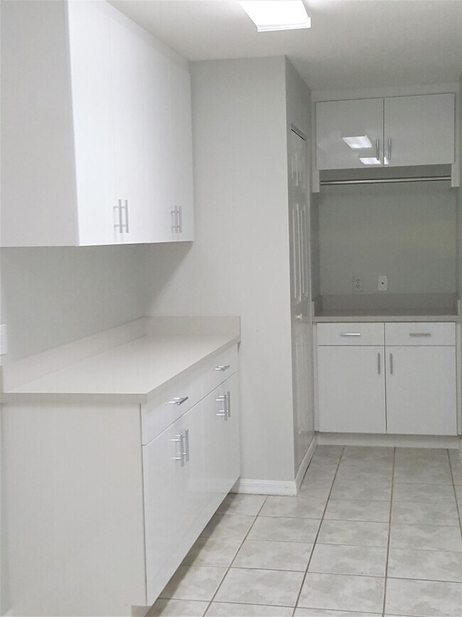 Building Photo - 7922 Steeplechase Ln