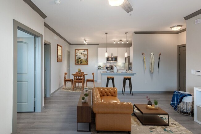 Building Photo - Elevated Lifestyle, With 1 Month Complimentary Rent!