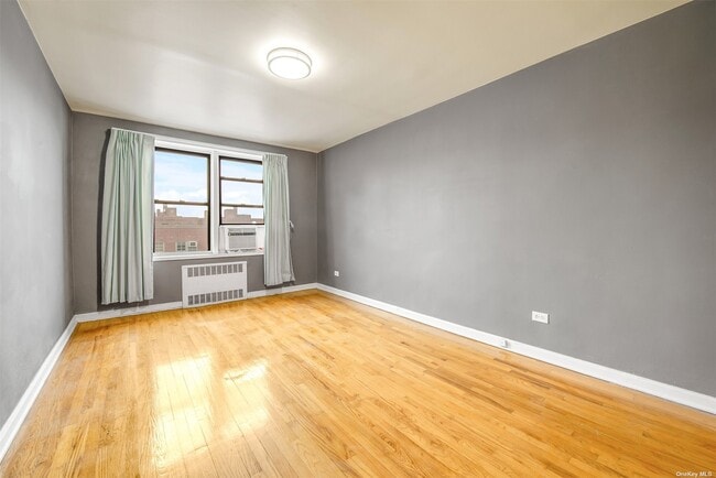 Building Photo - 102-12 65th Ave