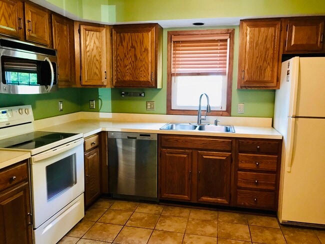 Kitchen - 45 Pinewood Circle
