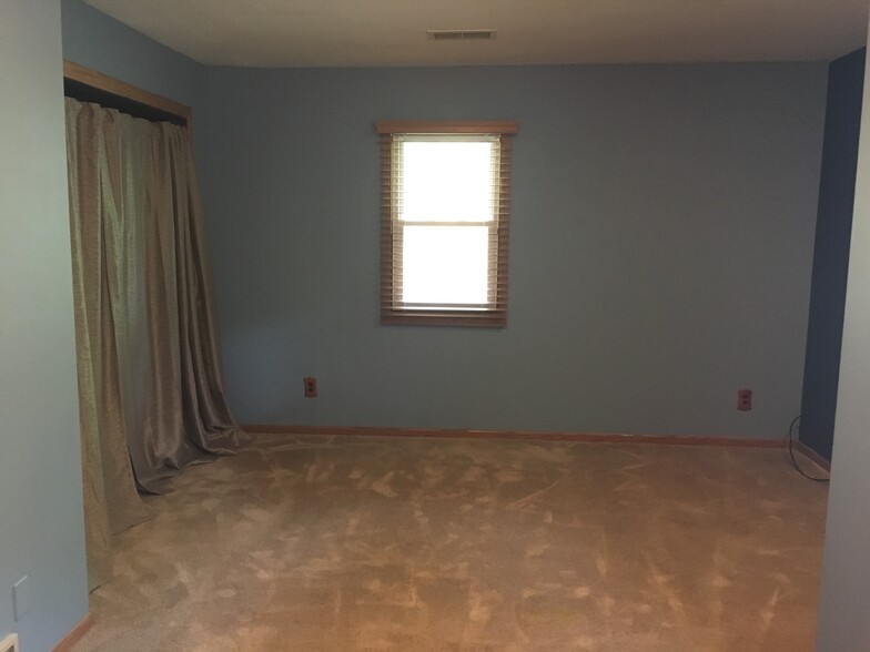 Building Photo - 154 Liberty Rd