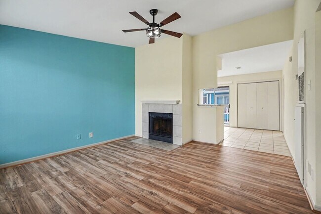 Building Photo - 3506 Cove View Blvd
