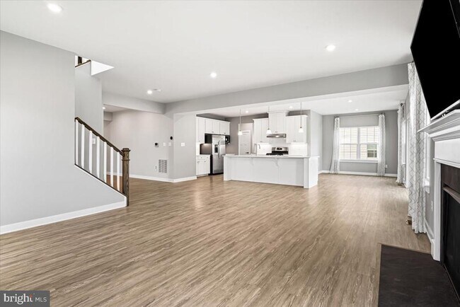 Building Photo - 712 Wallasey Dr