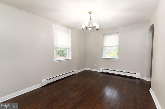 Building Photo - 1569 County Line Rd