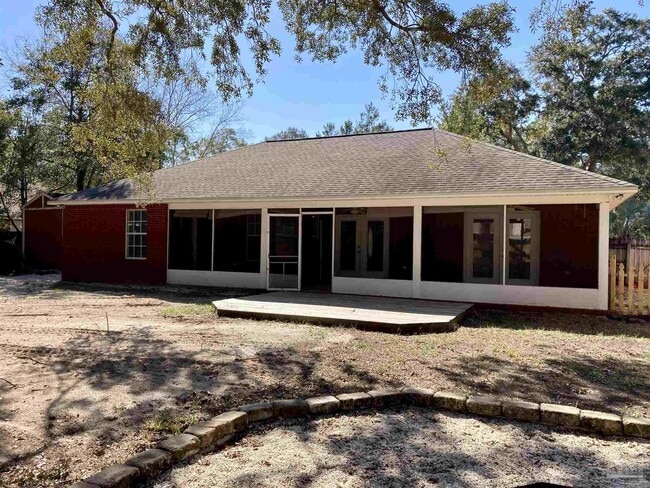 Building Photo - 3146 Live Oak St