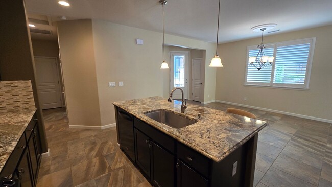 Building Photo - Single Story Del Webb Home!
