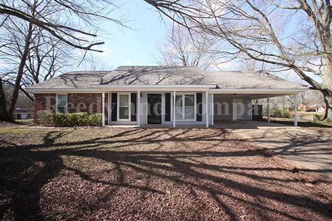 Building Photo - 5901 Tishomingo Dr