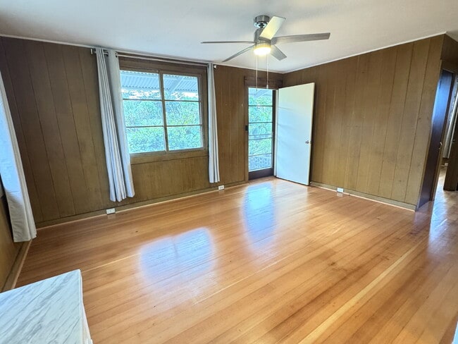 Building Photo - "Cozy 2-Bed Gem in Panaewa, Hilo - Perfectly Conveniently Located!"