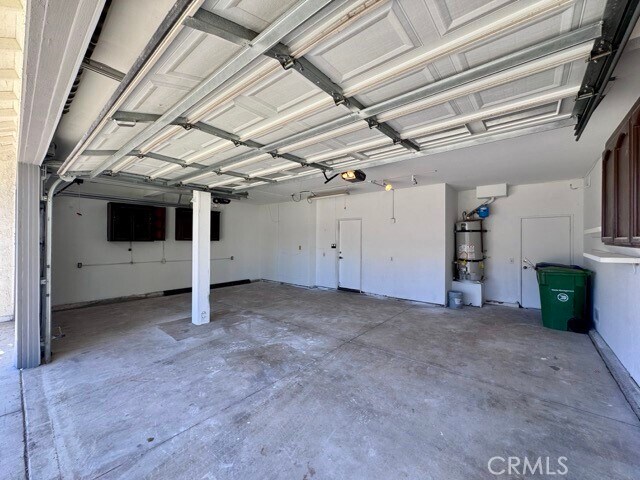 Building Photo - 39961 Temecky Way