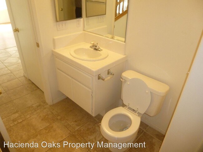 Building Photo - 3 br, 3 bath House - 511  San Luis Dr.