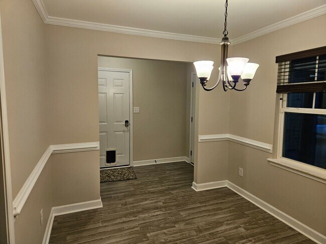 Building Photo - Charming 3-bedroom, 2-bathroom unfurnished home - No HOA - Sneads Ferry