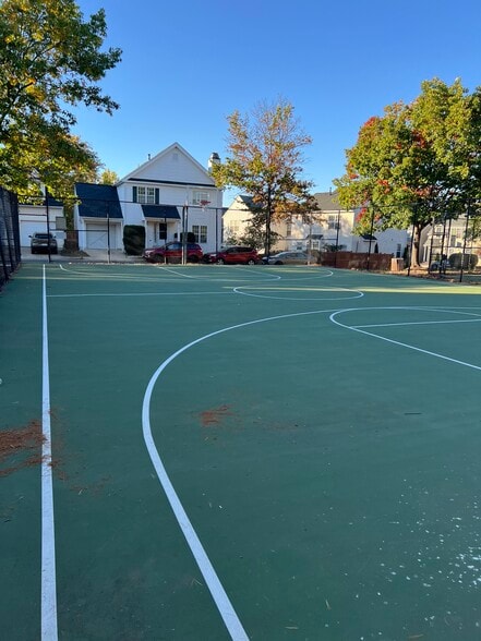 Building Photo - 14205 Brenham Dr