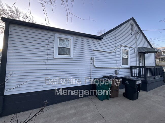 Building Photo - 418 Croley Dr