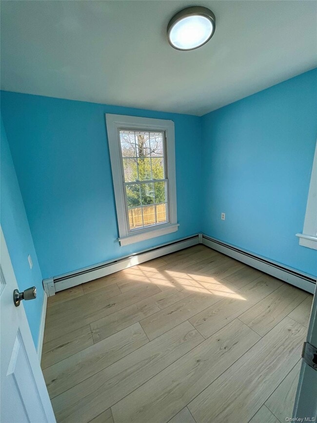 Building Photo - 44 E Market St