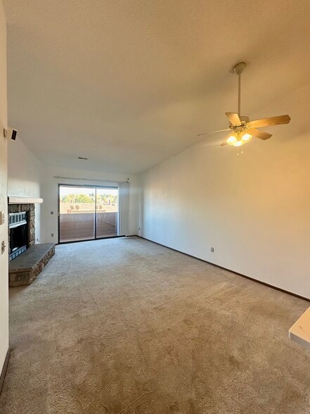 Building Photo - 4285 S Salida Way