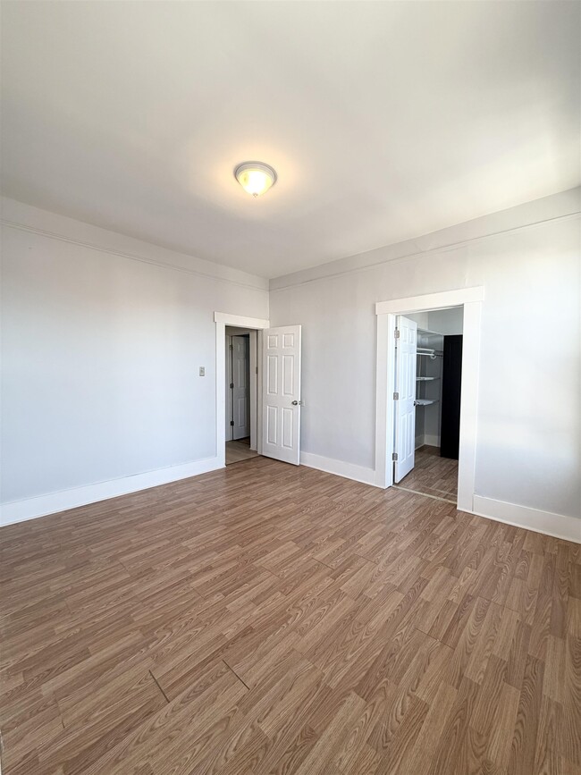 Building Photo - 1218 13th St