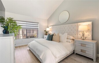 Building Photo - Clean and perfect One Bedroom