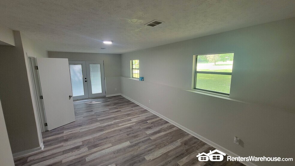 Building Photo - 1909 Suwanee Valley Rd NW