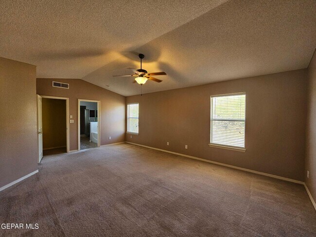 Building Photo - 1508 John MacGuire Pl