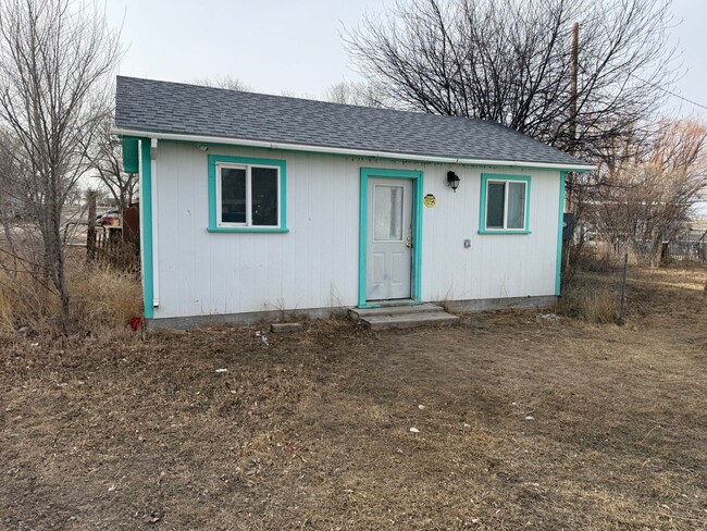 Building Photo - 2 Bedroom 1.5 Semi-Rural Mobile Home with ...