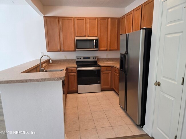 Building Photo - 5717 Parkstone Crossing Dr