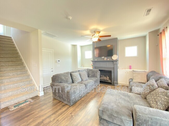 Building Photo - 5499 Rosser Pittman Rd