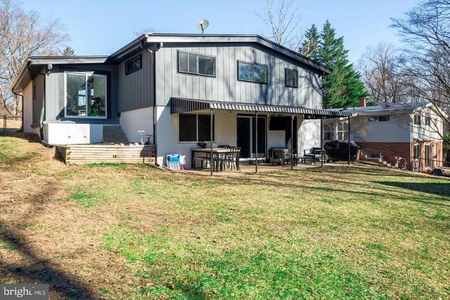 Building Photo - 608 Winona Ct
