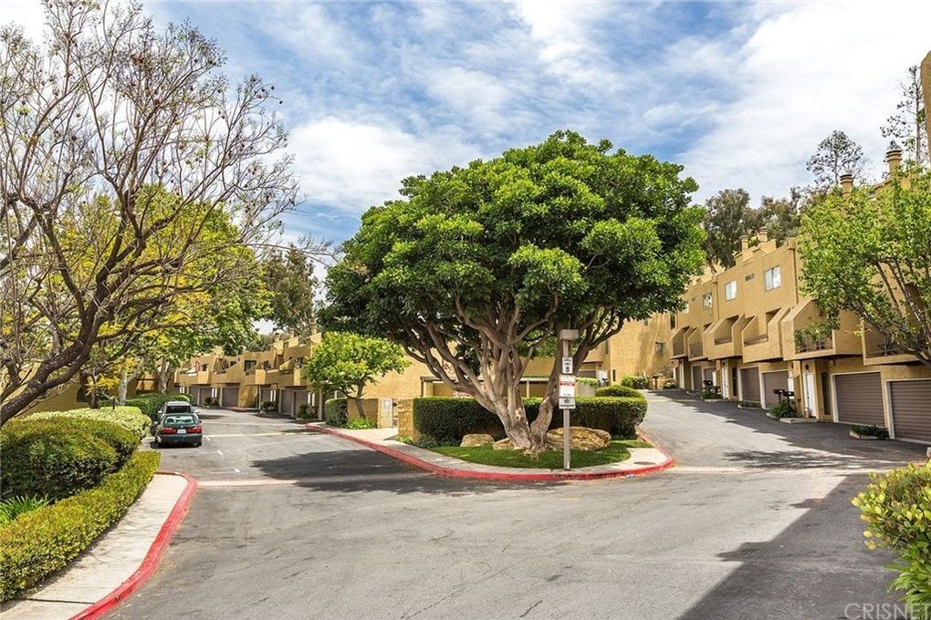 Building Photo - 4866 Via Colina