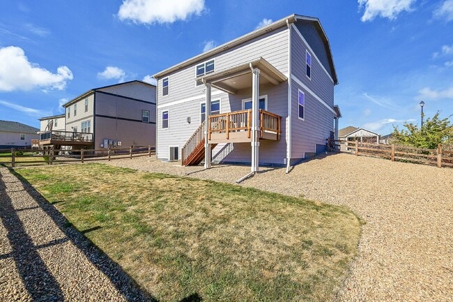 Building Photo - $3,190.95 - 5 Bed, 3 Bath Home in Thornton with Cozy Fireplace and Fenced-in Yard