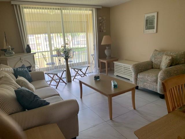 Building Photo - 6021 NW 61st Ave