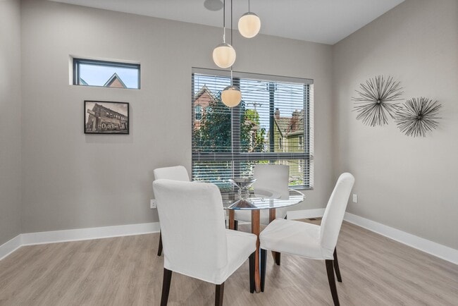 Building Photo - 122 S Ohio Ave