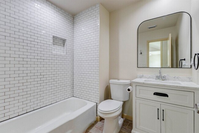 Building Photo - 5319 Ridgestone St