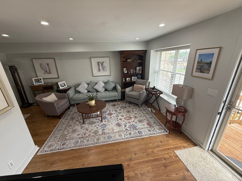 Building Photo - 7925 Ridge Ave