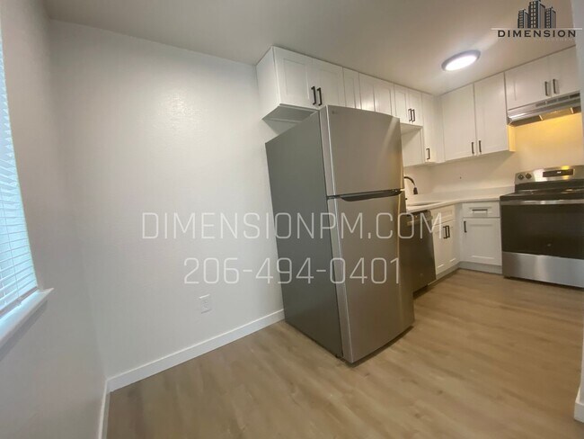 Building Photo - 5207 66th St W