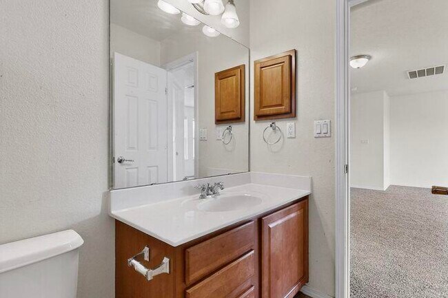 Building Photo - 9155 Ventana Azul Ave NW