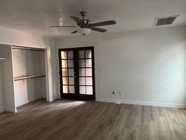 Building Photo - Tempe Home For Rent