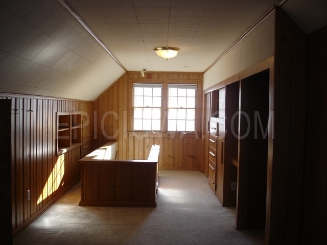 Building Photo - 1229 Oakland Rd NE
