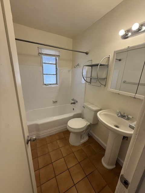 Building Photo - Townhome For Rent