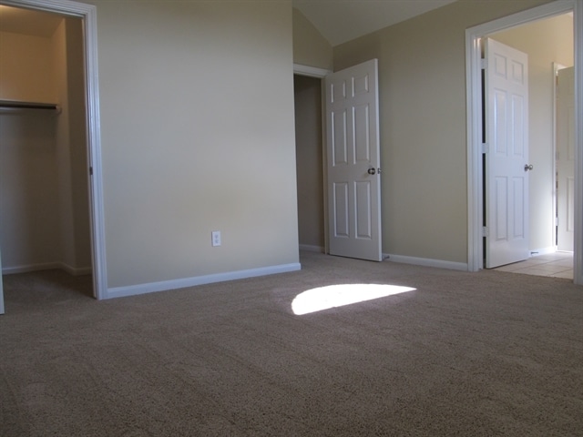 Building Photo - 10243 W Palm Lake Dr