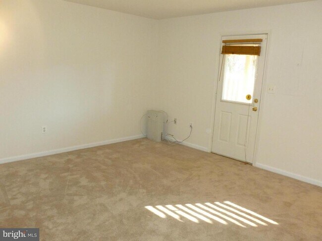 Building Photo - 5236 Ballycastle Cir