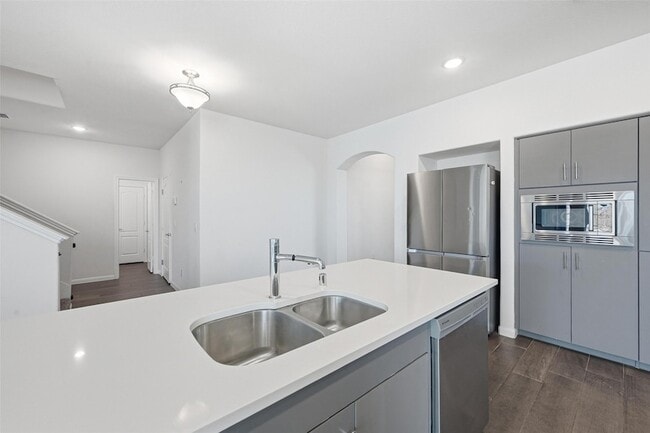 Building Photo - 804 Saratoga Rd