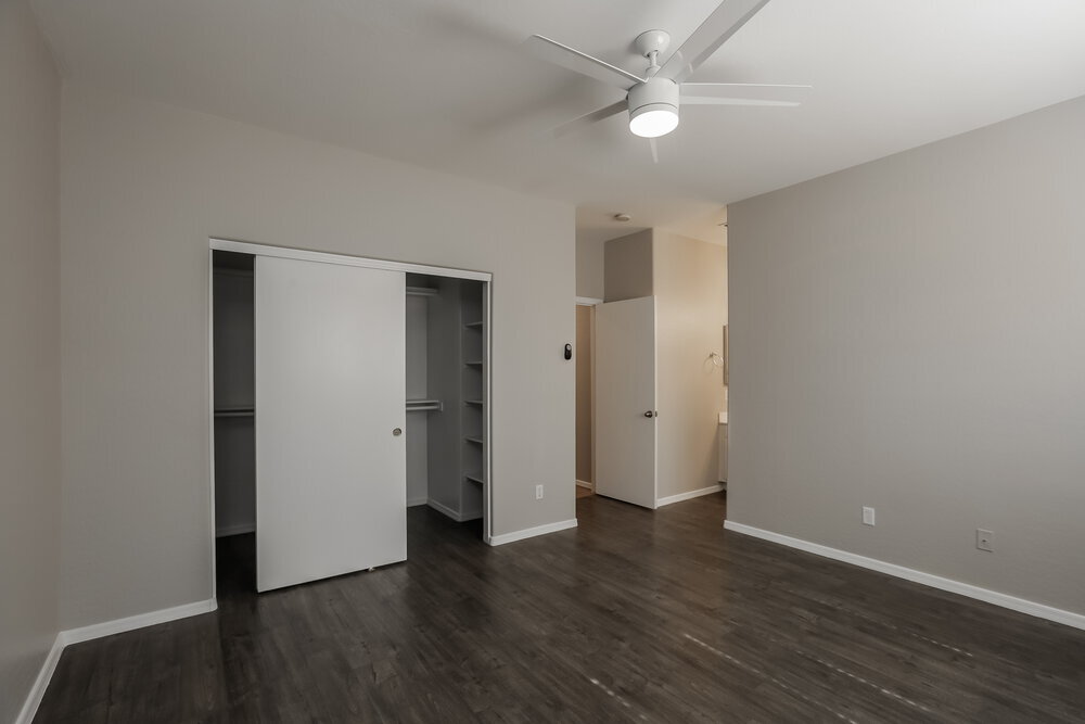 Building Photo - 11217 W Berkeley Rd