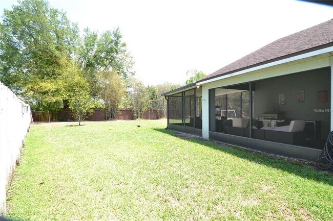 Building Photo - 4924 Hook Hollow Cir
