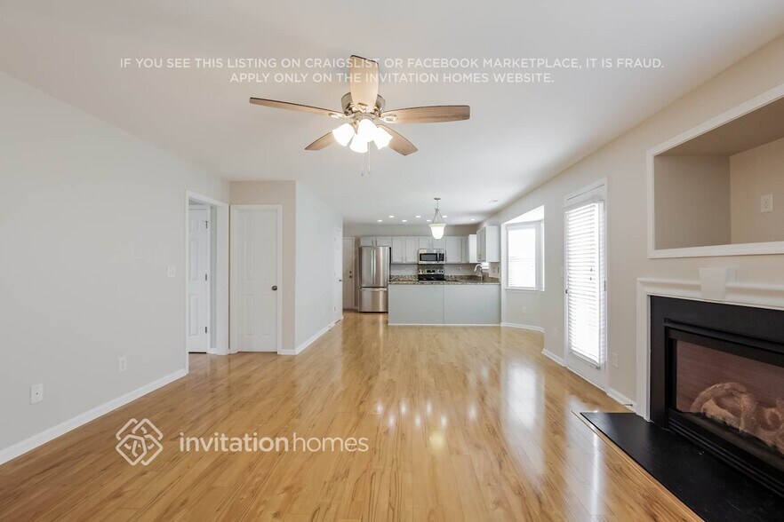 Building Photo - 10920 Harmony Glen Ct