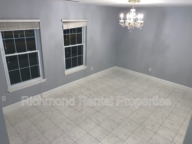 Building Photo - 4 Skipwith Green Cir